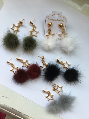 Korean version of accessories Europe and the United States fashion, lovely long tassel earrings MAO decorative earrings pendant real mink