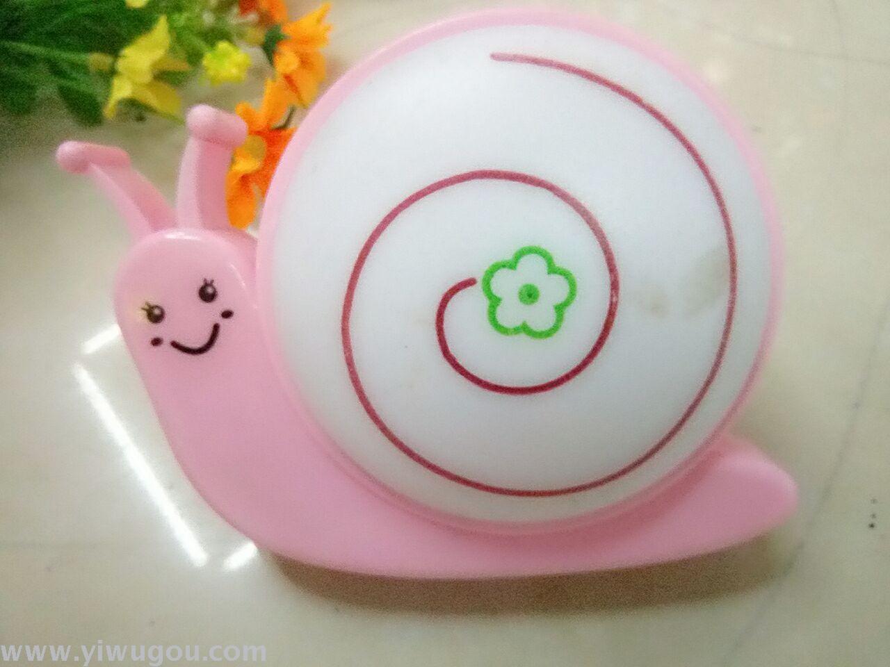 厂家直销卡通，实惠，美观，省电塑料小台灯 小夜灯