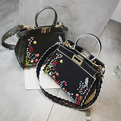 6668 new  European fashion shoulder bag rivet embroidered folk style handbag Messenger bag