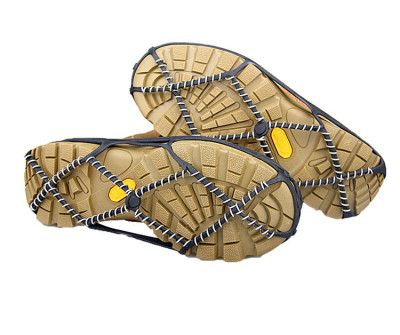 Spring outdoor climbing crampons cleats set simple crampons snow shoes set rainy day slip
