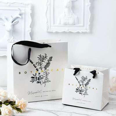 Cosmetics shopping bags, custom-made hot gold tote bags, high-end packaging small gift bags