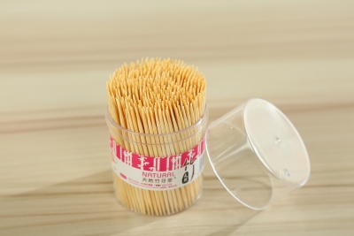 High quality canned bamboo toothpicks.