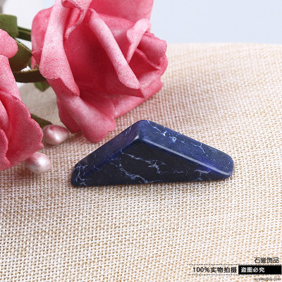 Non-porous natural synthetic pine stone paste triangle double - sided diy jewelry accessories accessories
