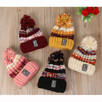 Autumn and winter \"women 's style yarn hat and wool ball cap