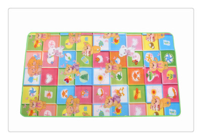 Baby climbing moisture - proof picnic mat waterproof beach mat is suing picnic spring outing lawn mat 1.5 * 1.8