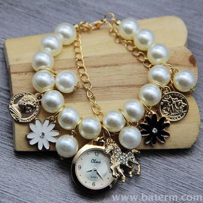 Speed selling fashion imitation pearl decorative multi-level lady bracelet watch quartz watch