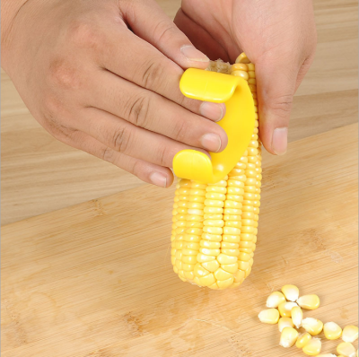 Kitchen corn husker corn sheller corn husker