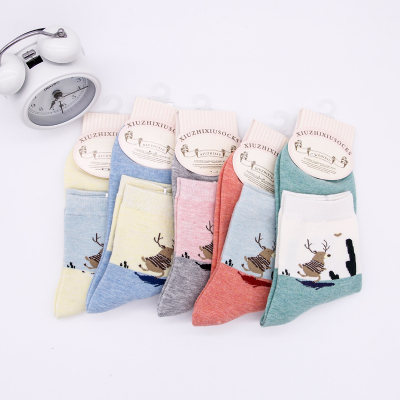 Autumn winter new combed cotton cartoon deer joker absorbent female socks manufacturer wholesale socks