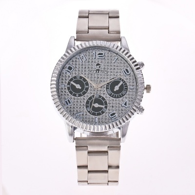 Three-eye six-pin steel band men's Watch fashion alloy micro-quotient explosion source Gift table