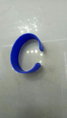Acrylic 3 cm open bracelet