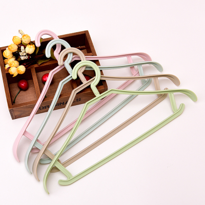 Clothes rack drying rack for a wide shoulder, unmarked plastic anti-slide clothing rack adult hanger hanger