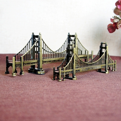 The golden gate bridge, the world's landmark mode household decorations