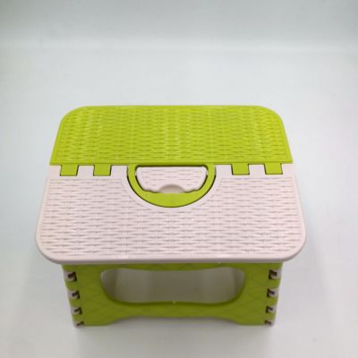 The factory sells 10 yuan of fine folding stool to make a small stool for the outdoor fishing chair