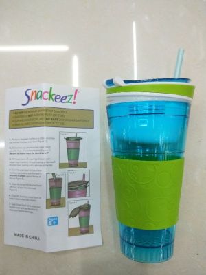 Snackeez Fast Food Cup Beverage and Snack Isolation Integrated with Straw Cup 2-in-1 Cup
