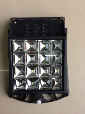 Solar Induction Street Lamp, Integrated Street Lamp XT-688G (Black)