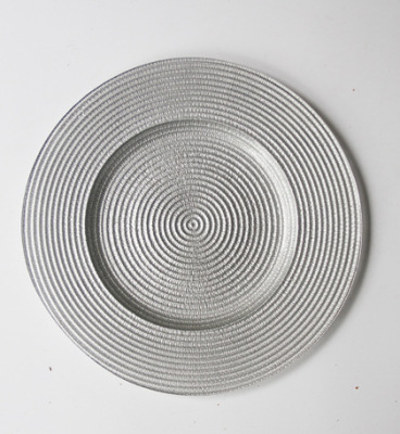 The manufacturer is responsible for electroplating gold western-style food pad round glass fruit plate.