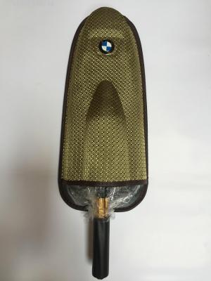 The manufacturer supplied the car with the wax brush waxed brush and brush the car duster.