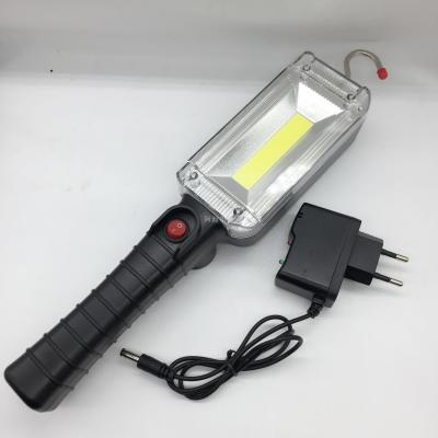 The car maintenance light COB lamp can be charged.
