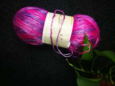 Manufacturer direct selling segment color acrylic yarn wool yarn wool yarn-wool yarn.