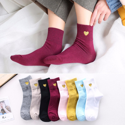 The new golden silk love embroidery cotton leisure plain high rookou fashionable hot style socks wholesale.