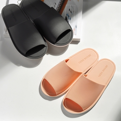 Summer home lovers bath slippers slippers anti-skid and wear - resistant slippers.