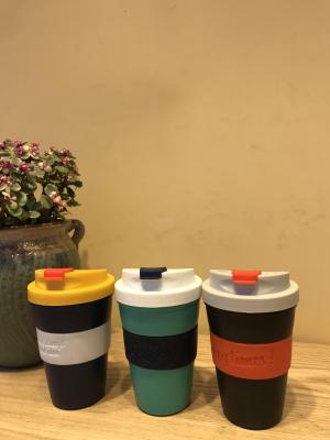 New plastic sports coffee cup, casual cup of lovers advertising cup fashion creative water cup!