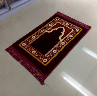 Saudi Arabia is a popular worship carpet printing embos