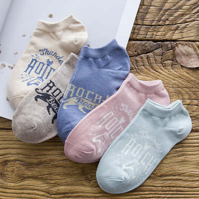 Women's stockings  cartoon cotton sport breathable lady short socks English letter short socks manufacturer direct sale.