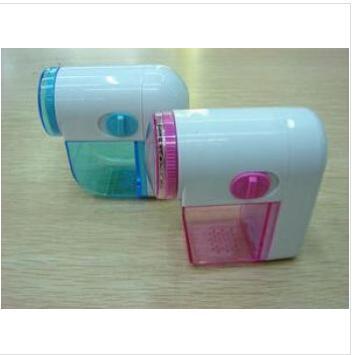 Mini pill trimmer, portable sweater, hair remover, battery type shaper cutter.