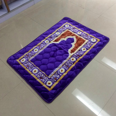 Raschel quilted the Middle East Muslim prayer rug