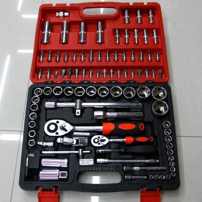 Automobile combination tool durable multi-function wrench set portable and durable ratchet wheel repair sleeve.