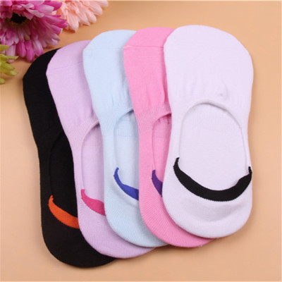 The ship socks lady candy color invisible boat socks with silica gel to prevent slipping.