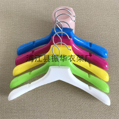 Factory direct selling children plastic color clothes stand wide shoulders anti - skid.
