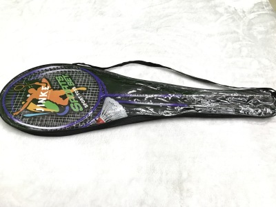 The manufacturer sells jinke-401 badminton rackets for the training of super light alloy competition.
