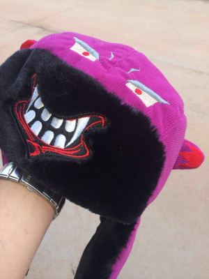 Special price lei feng hat embroider eye teeth yiwu foreign trade factory direct wholesale and retail sales of a consignment.