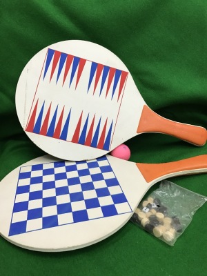 The factory sells the beach racquet for the three-hair racquet and the board 6mm poplar outdoor leisure sports.