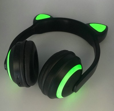 Cartoon cat ears, headset, luminous wireless bluetooth headset, mobile phone and computer are universal