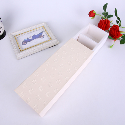 The manufacturer can customize the logo for the creative high-end food packaging box.