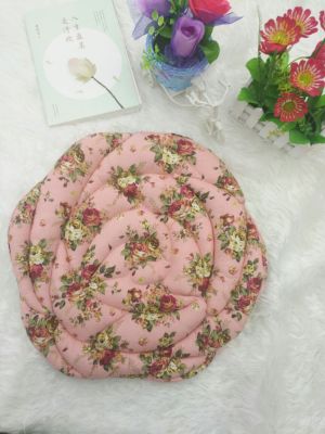 2018 new quilted rose cushion cushion.