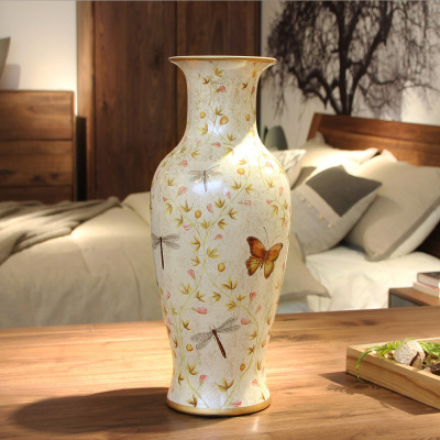 Home decoration rattan insect fish tail vase ceramic vase decorative arts and crafts decoration.
