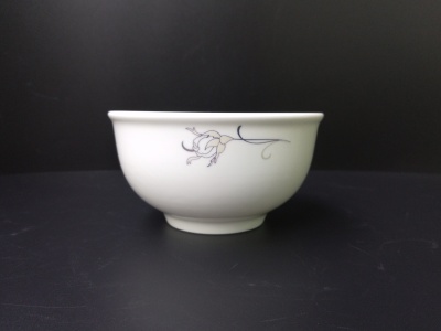 The ceramic bone porcelain of daily-use porcelain is 8-inch European bowl tableware.