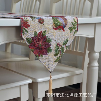 Factory direct selling elegant jacquard golden silk Christmas table banner tablecloth foreign trade company supplies a large number of table mat tea MATS.