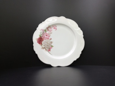 8.5 inch bone China monsoons with small membrane flowers single gold thread/single silver thread.