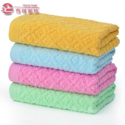 towel Plain coloured towel pineapple low price foreign trade factory wholesale.