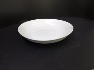 Ceramic high temperature porcelain white with 8-inch fruit plate.