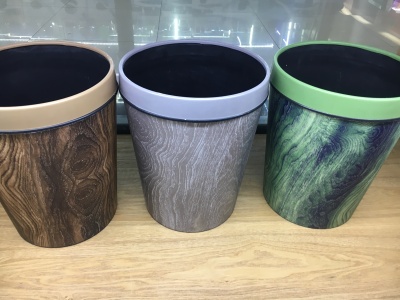 Multi - colored imitation wood - pattern trash can ring plastic garbage bin living room kitchen.
