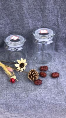 Tea can can be used to seal the glass jar with a glass jar.