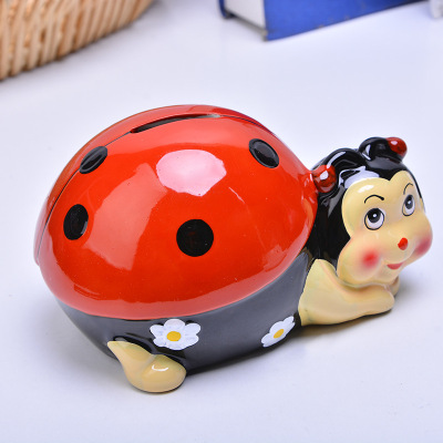 2017 hot sale creative red trumpet beetle piggy bank for children's toy ceramic crafts piggy bank.