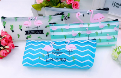 New Flamingo Crane Primary School Girls Creative Large-capacity Zipper Pencil Case in 2020