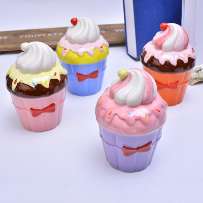 Hot ice cream cookie jar creative ceramic piggy bank gifts for boys and girls children's holiday gifts.